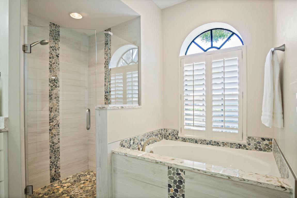 HUNTERS CREEK - Residential