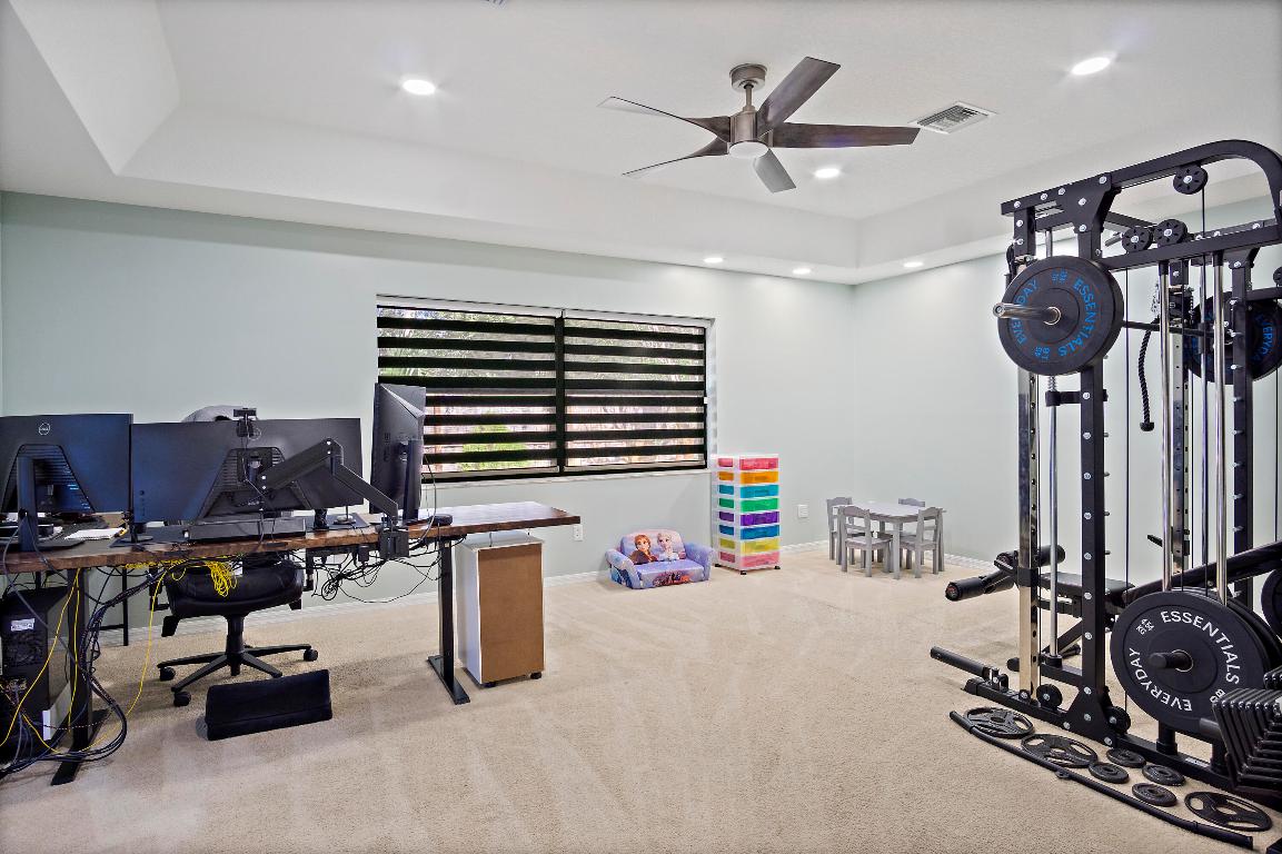 HUNTERS CREEK - Residential