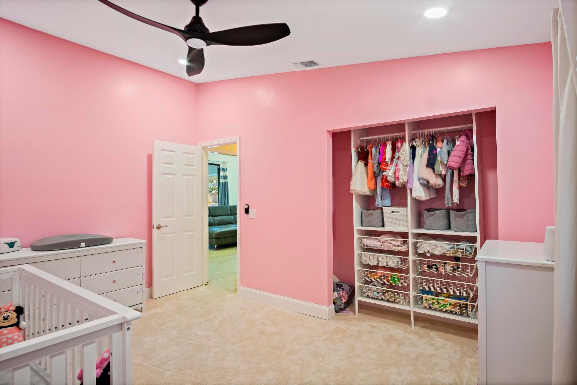 HUNTERS CREEK - Residential