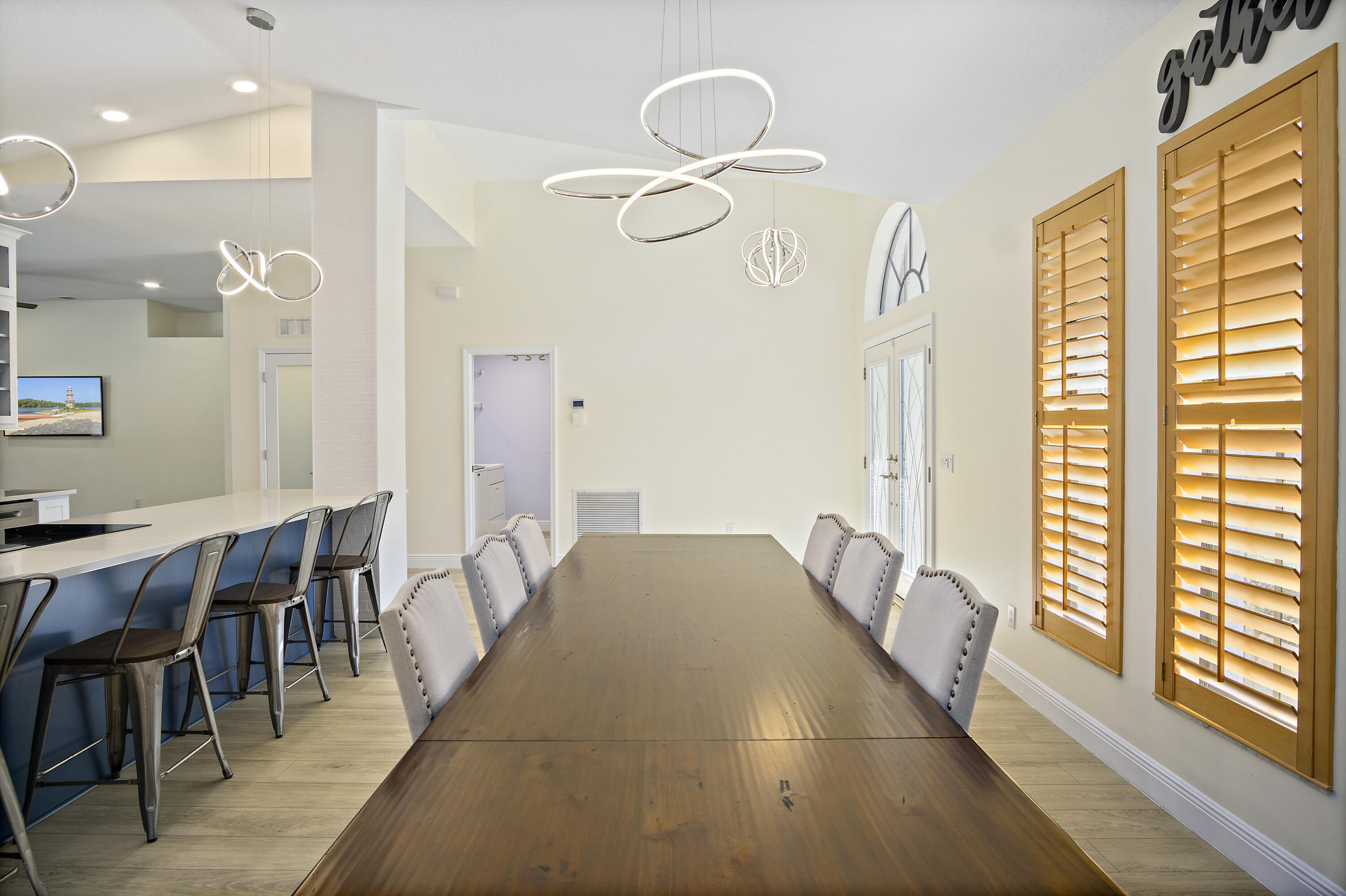 HUNTERS CREEK - Residential