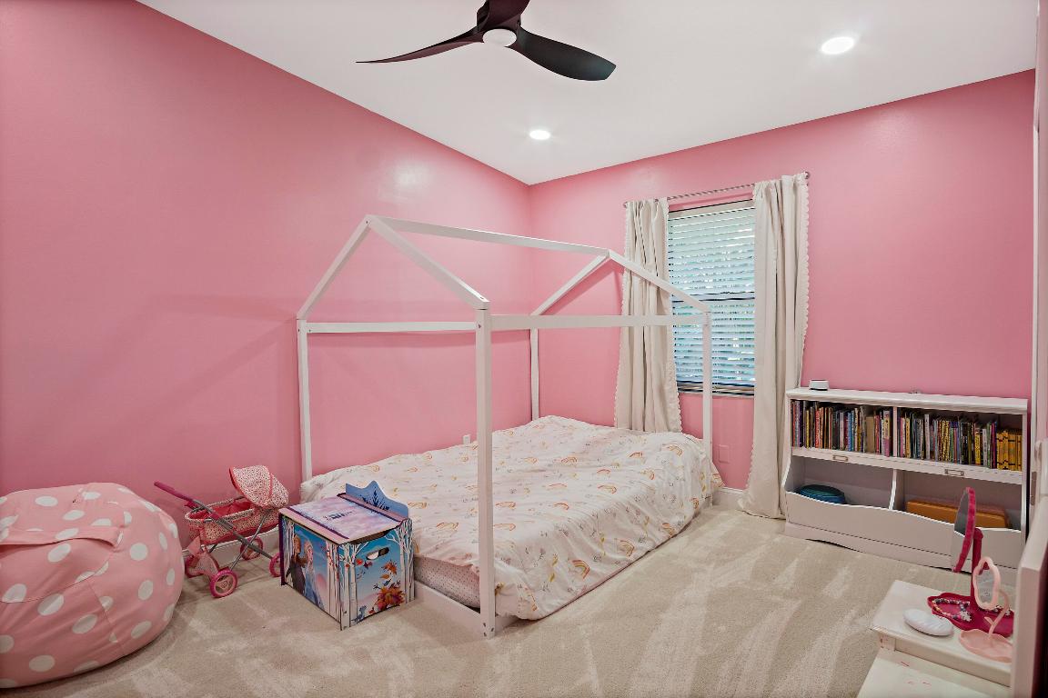 HUNTERS CREEK - Residential