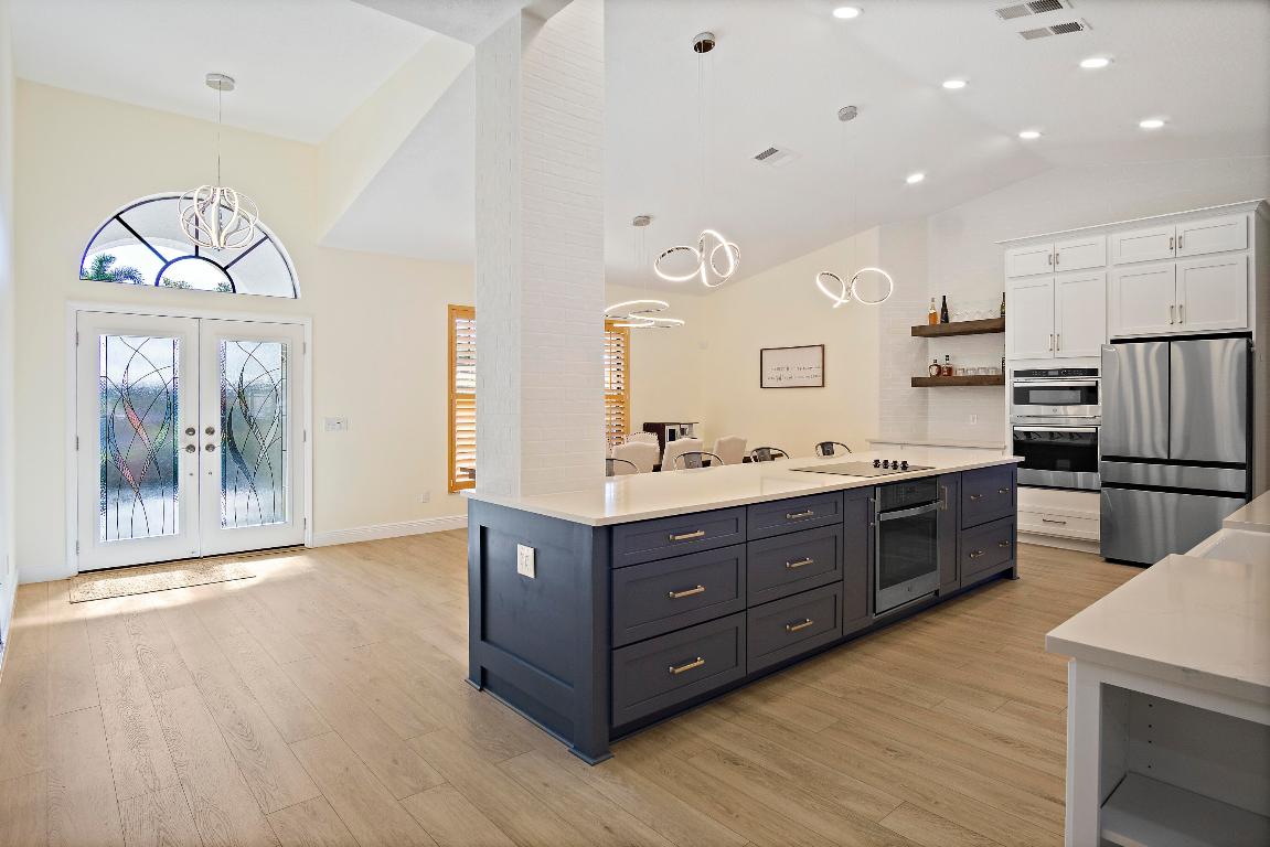 HUNTERS CREEK - Residential