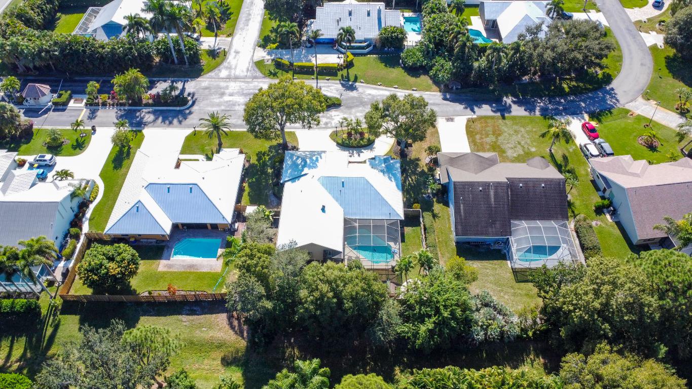 HUNTERS CREEK - Residential