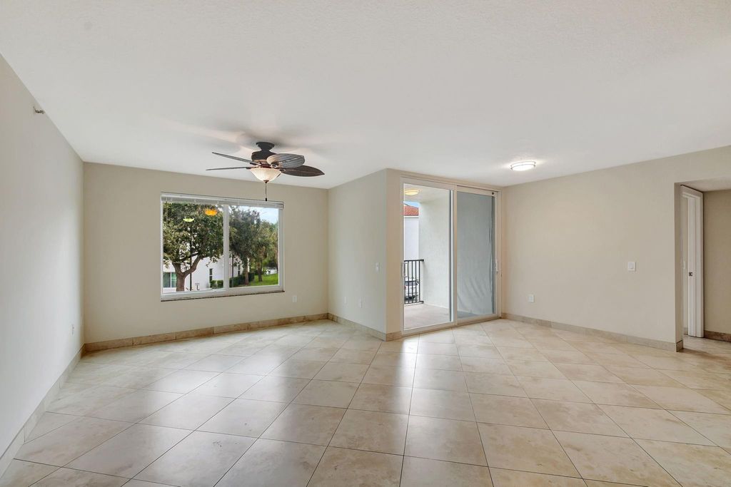 Photo of 1216 Villa Lane #1216, Boynton Beach, FL 33435 (MLS # F10467532)