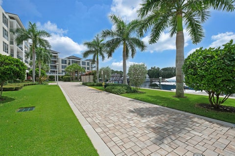 Tiny photo for 2720 Donald Ross Road #301, Palm Beach Gardens, FL 33410 (MLS # B26090650)