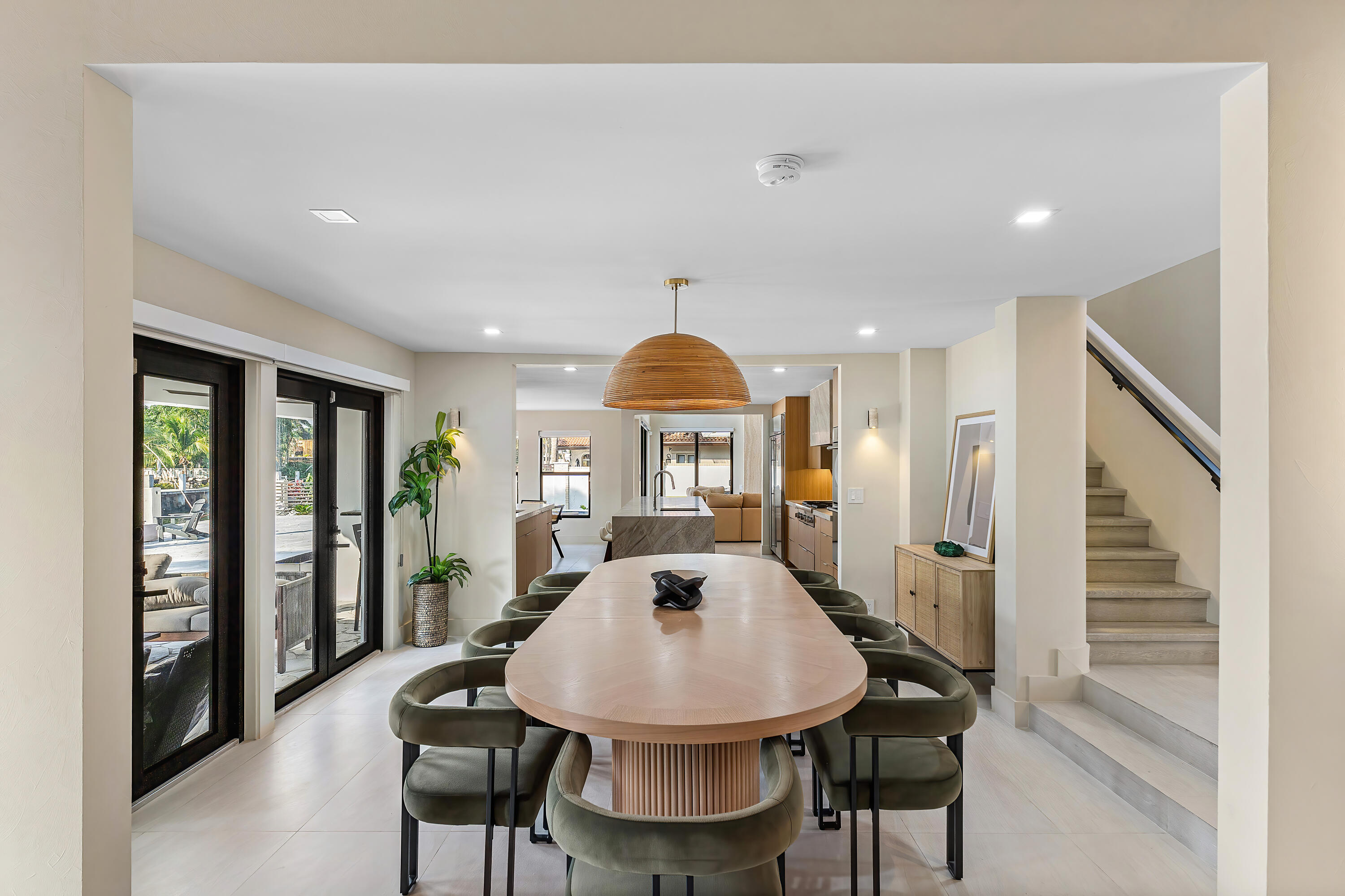 CORAL ISLES / LAS OLAS ISLES - Residential