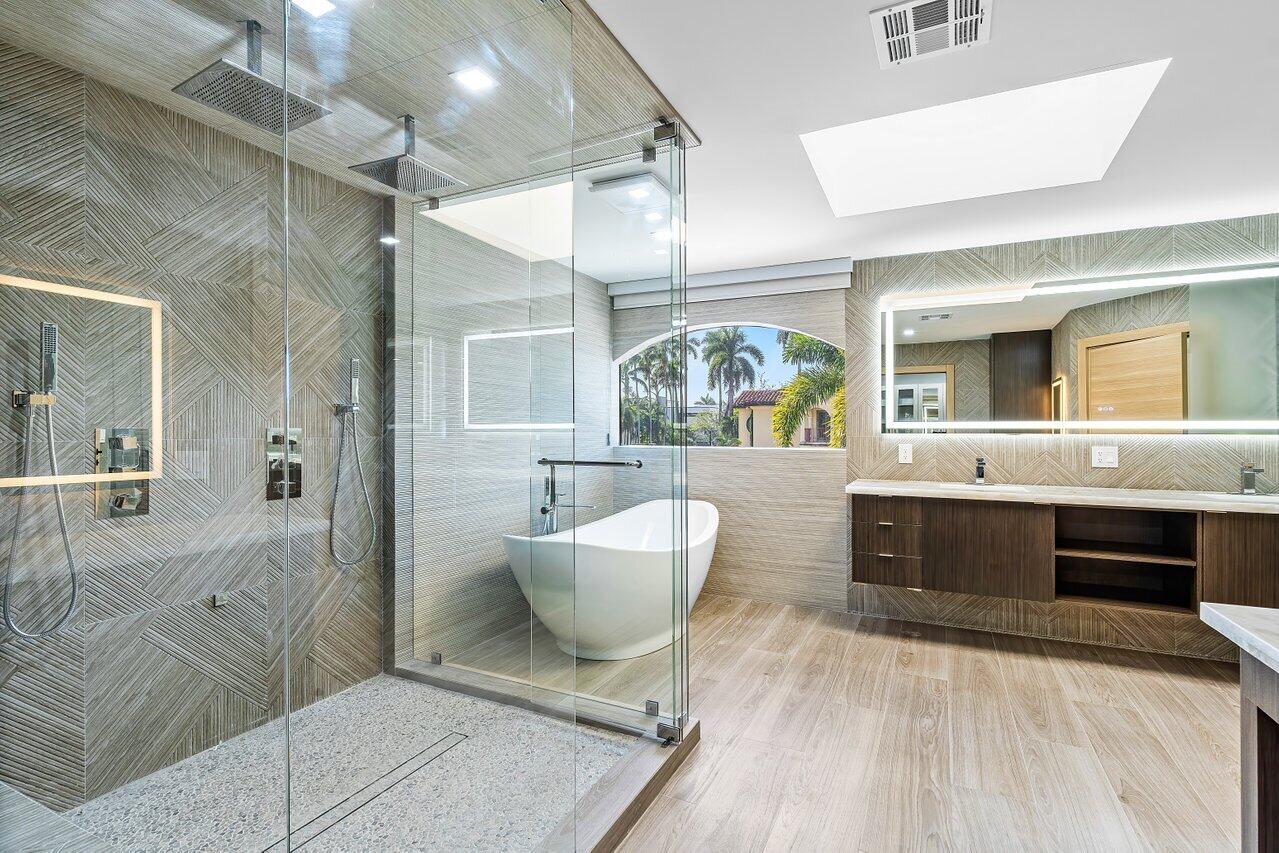 CORAL ISLES / LAS OLAS ISLES - Residential