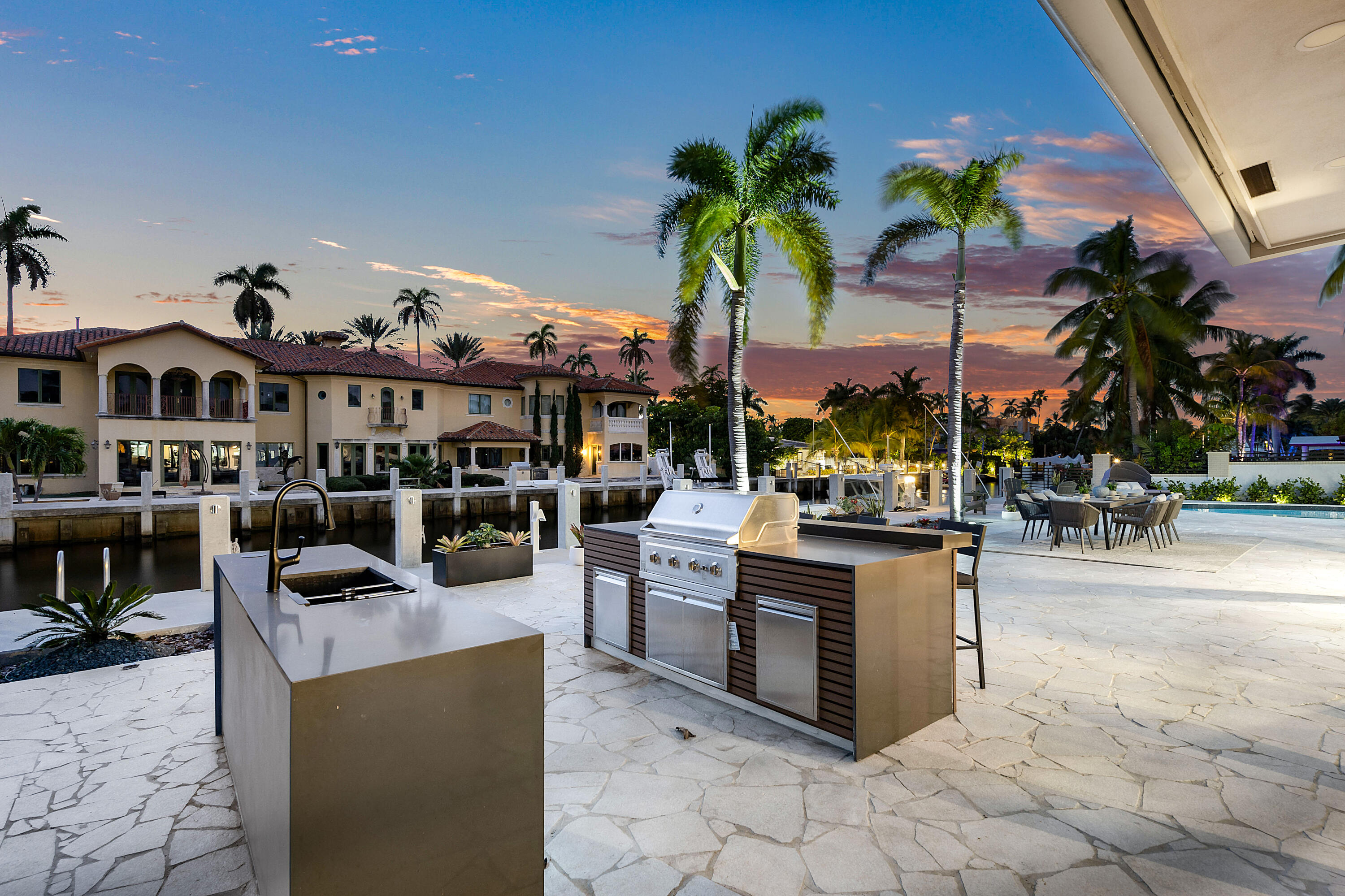CORAL ISLES / LAS OLAS ISLES - Residential