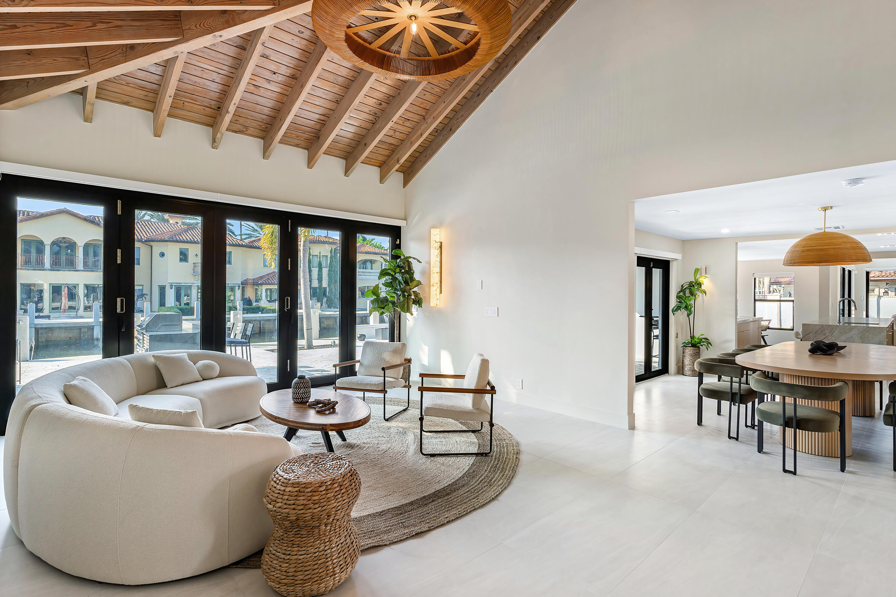 CORAL ISLES / LAS OLAS ISLES - Residential
