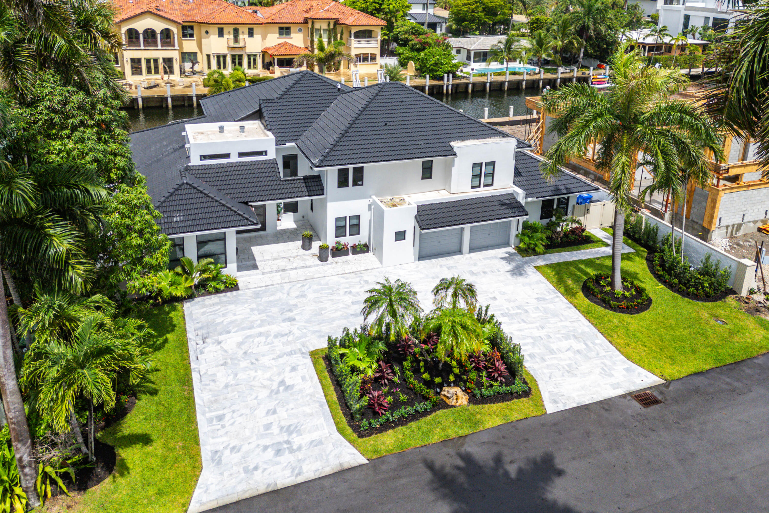 CORAL ISLES / LAS OLAS ISLES - Residential