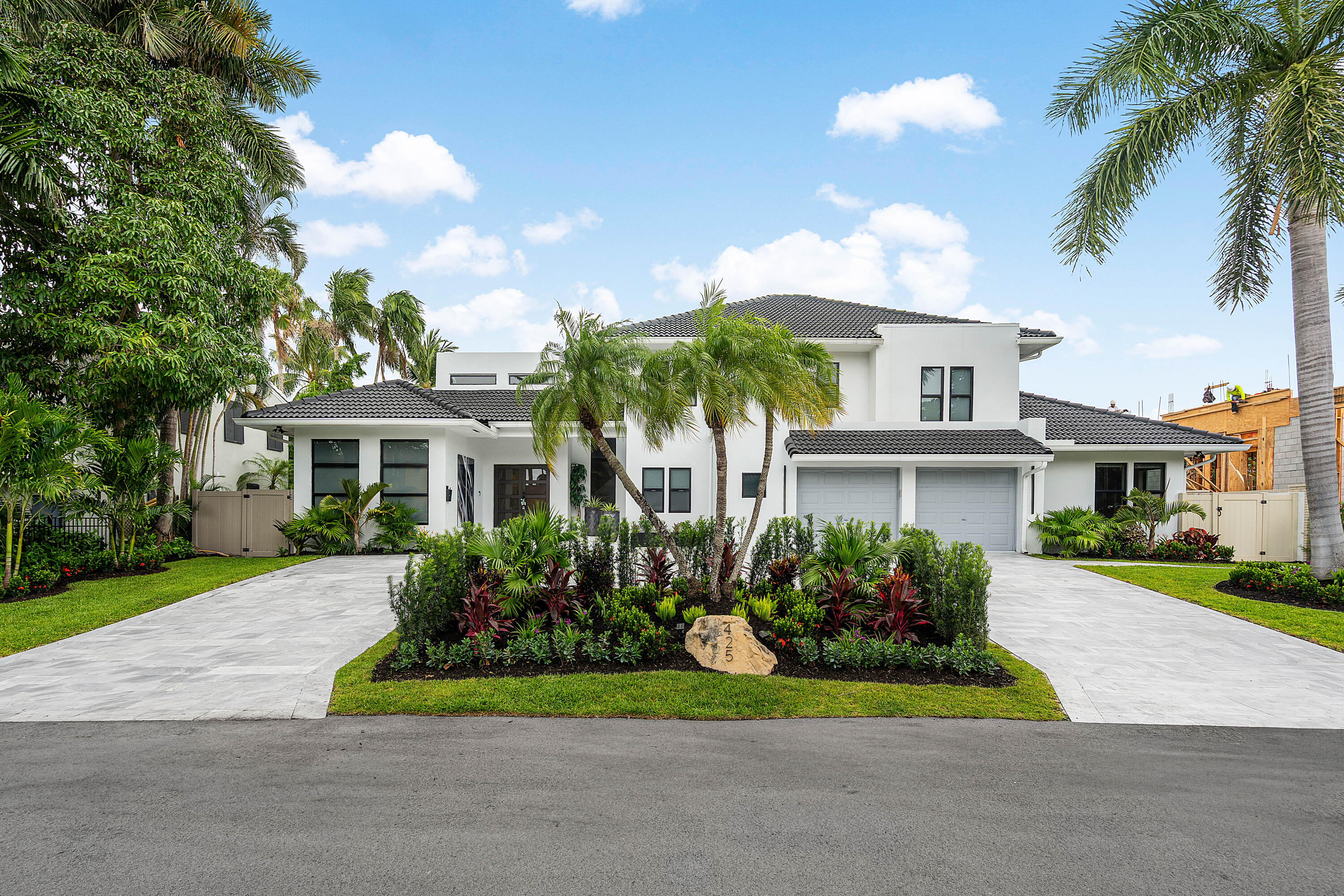 CORAL ISLES / LAS OLAS ISLES - Residential