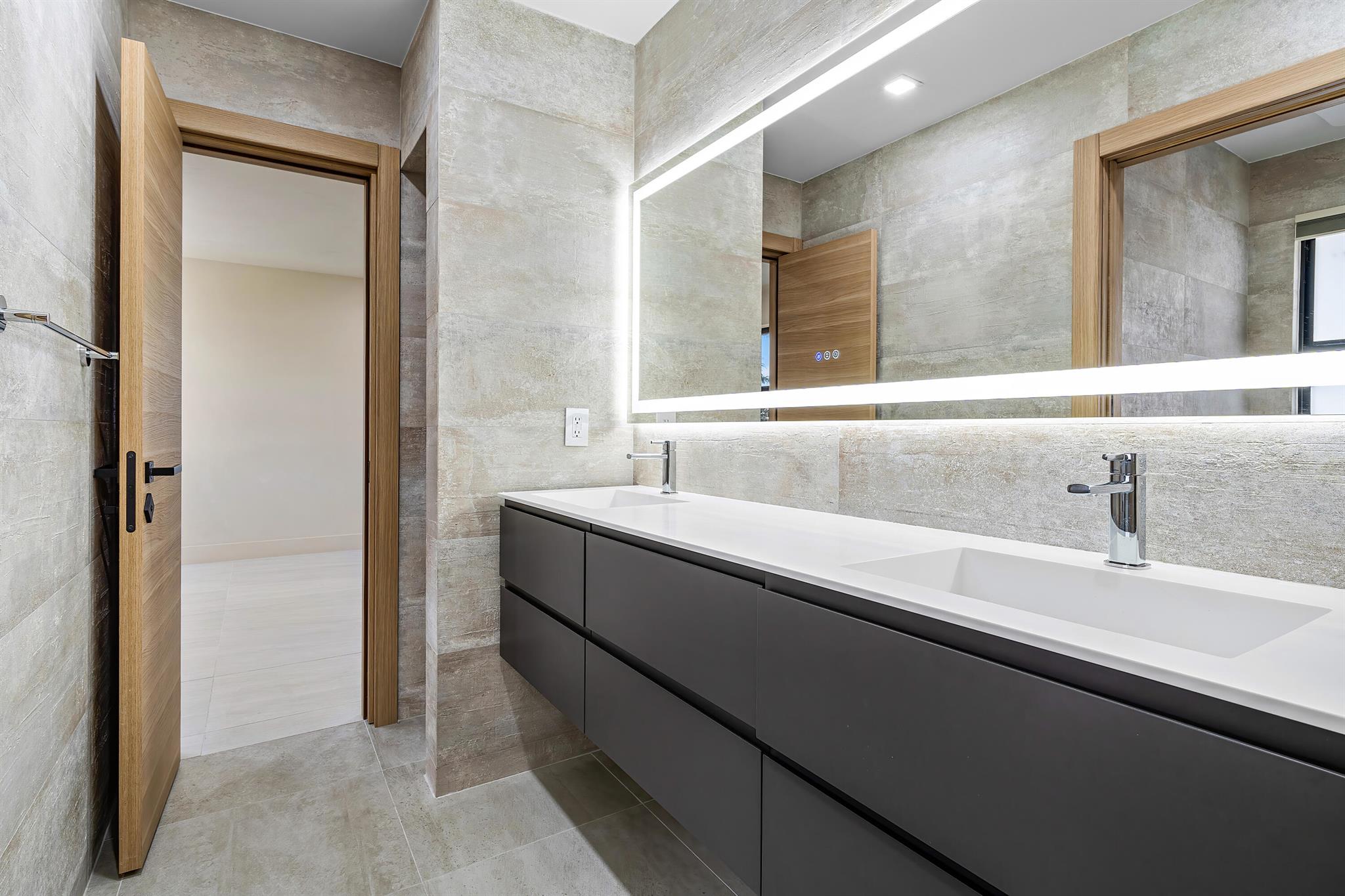 CORAL ISLES / LAS OLAS IS - Residential