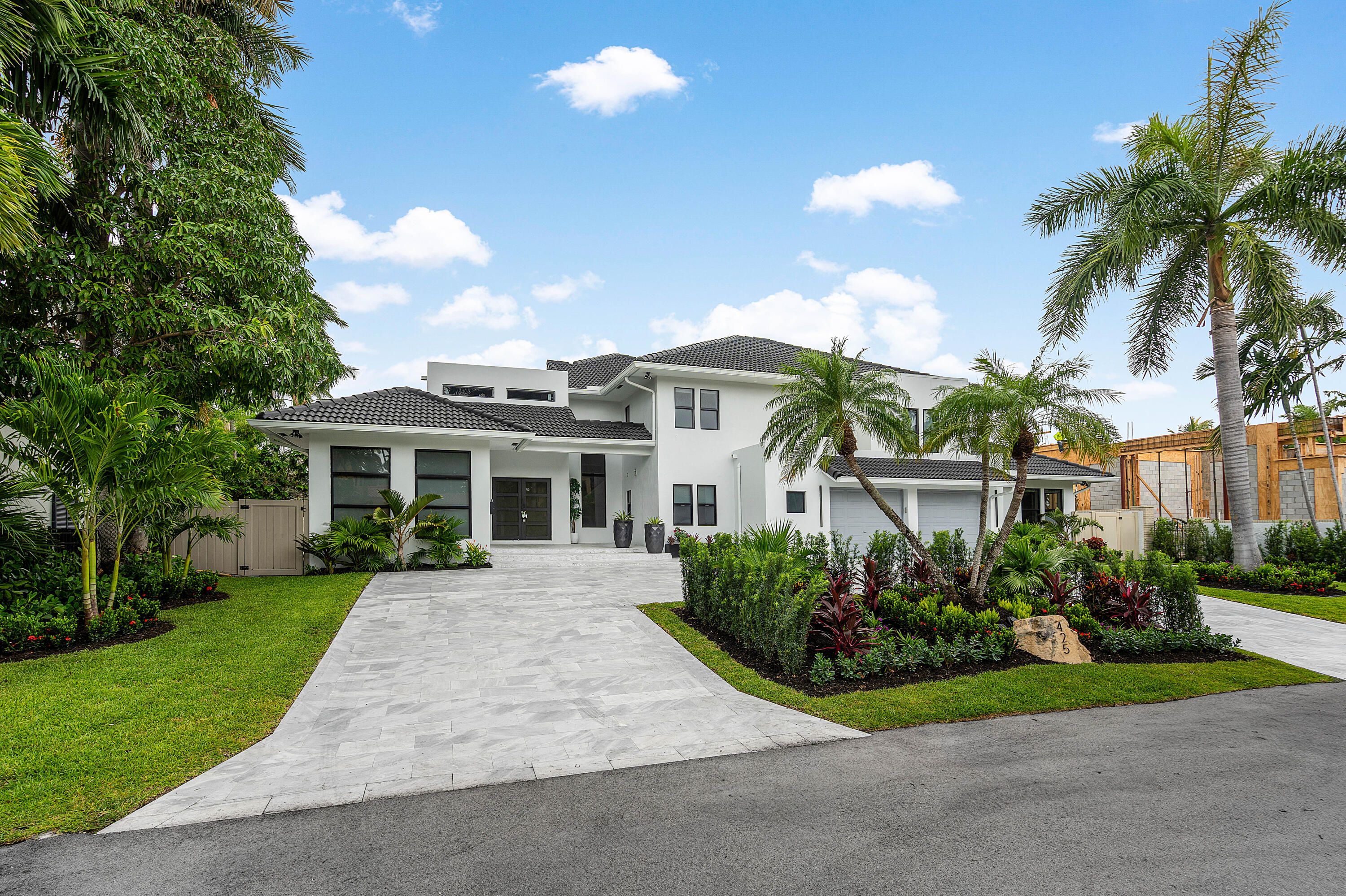 CORAL ISLES / LAS OLAS ISLES - Residential
