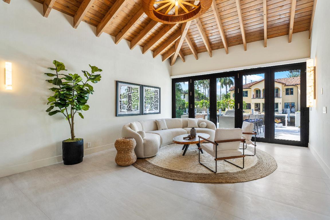 CORAL ISLES / LAS OLAS ISLES - Residential