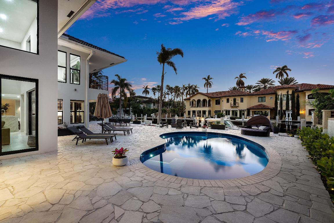 CORAL ISLES / LAS OLAS ISLES - Residential