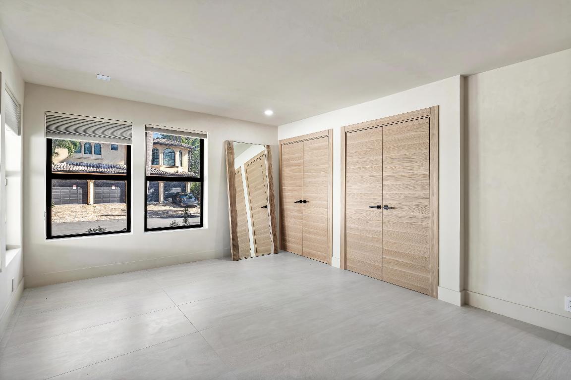 CORAL ISLES / LAS OLAS ISLES - Residential