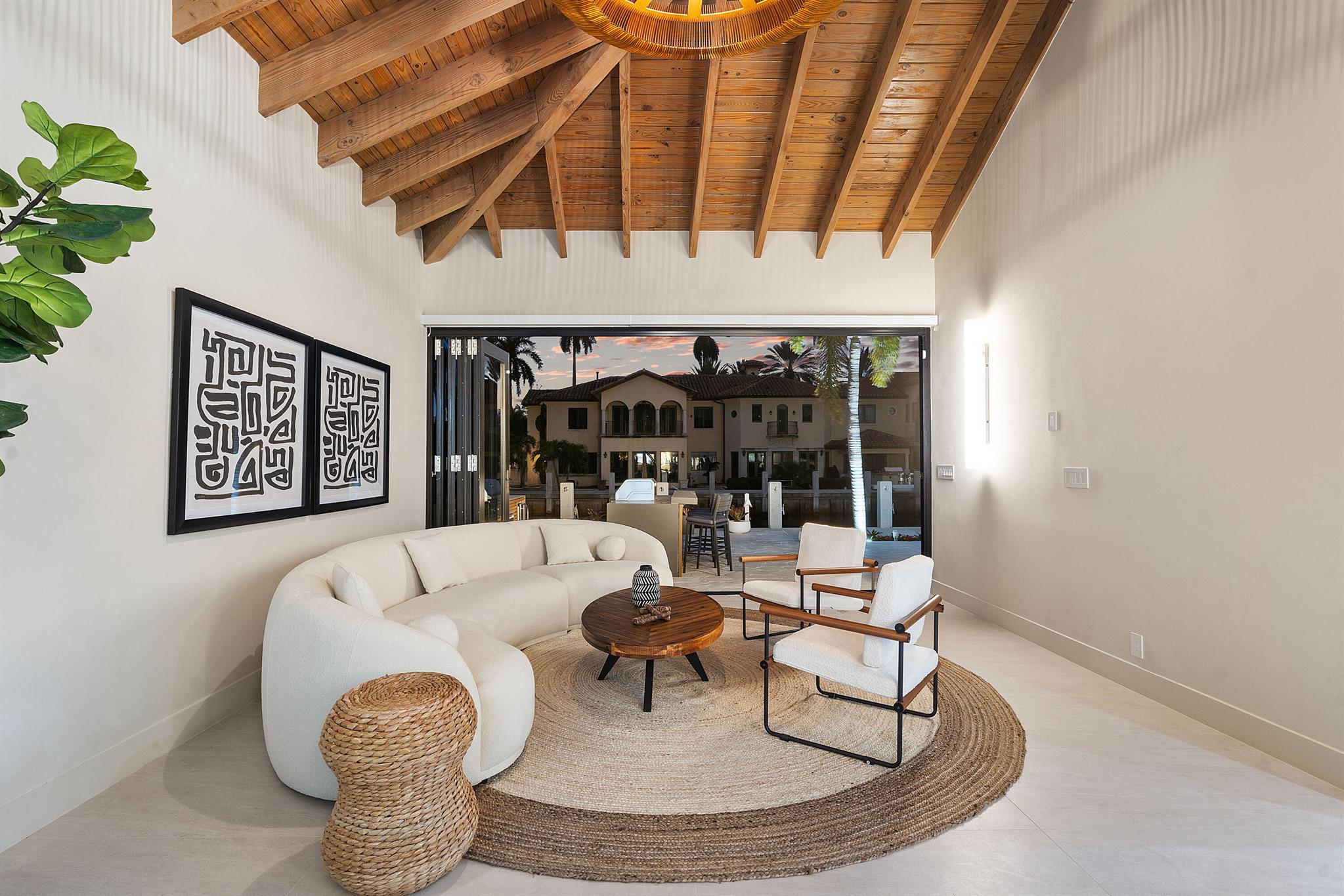 CORAL ISLES / LAS OLAS IS - Residential