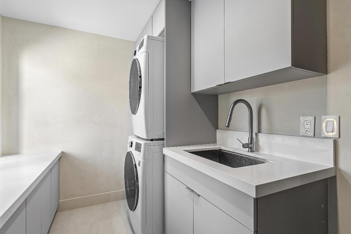 CORAL ISLES / LAS OLAS ISLES - Residential