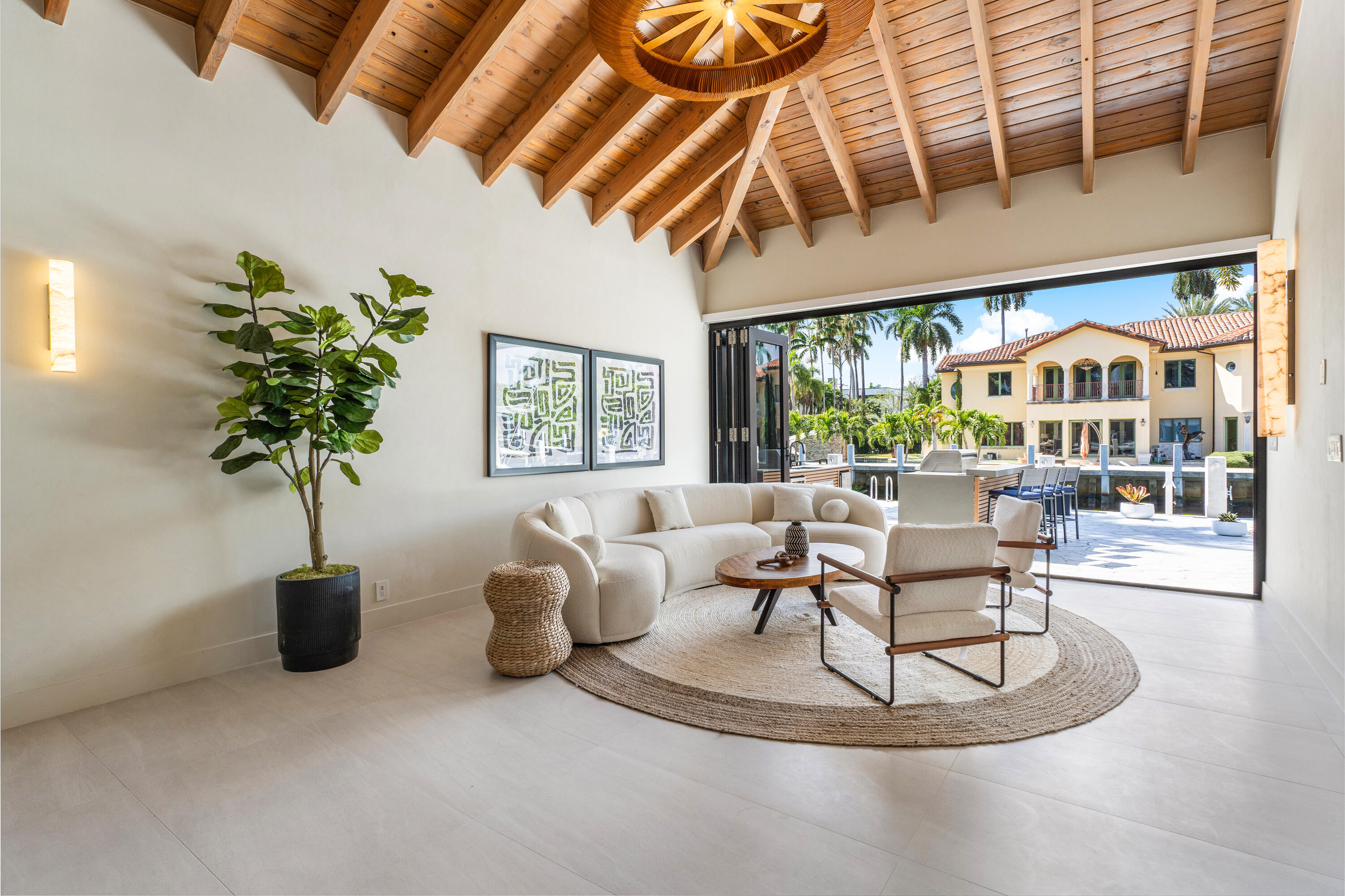 CORAL ISLES / LAS OLAS ISLES - Residential