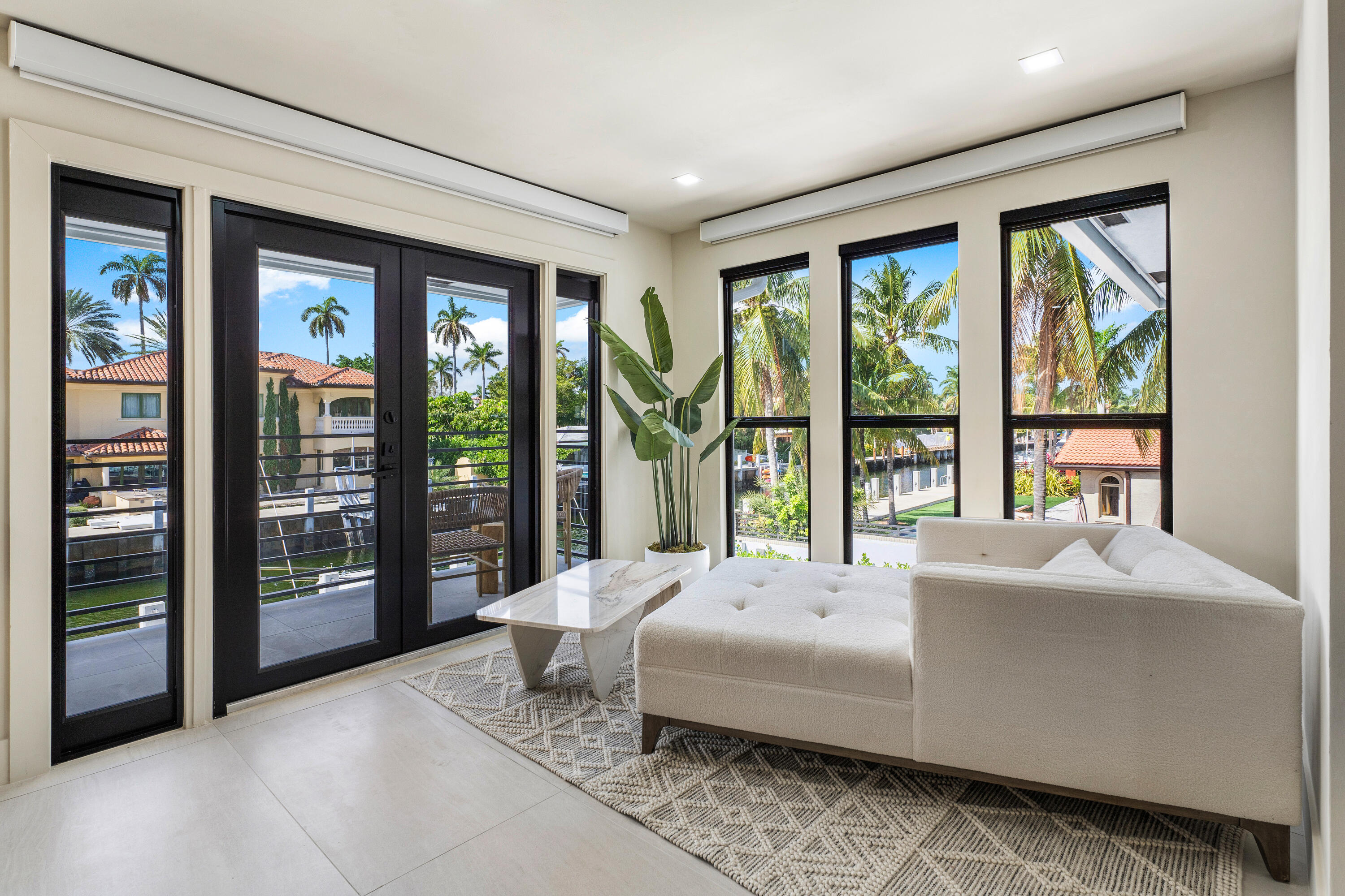CORAL ISLES / LAS OLAS ISLES - Residential