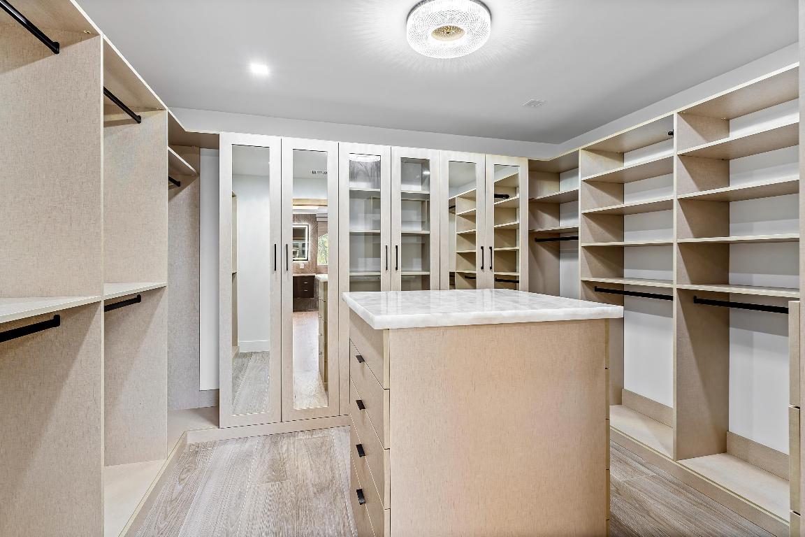 CORAL ISLES / LAS OLAS ISLES - Residential