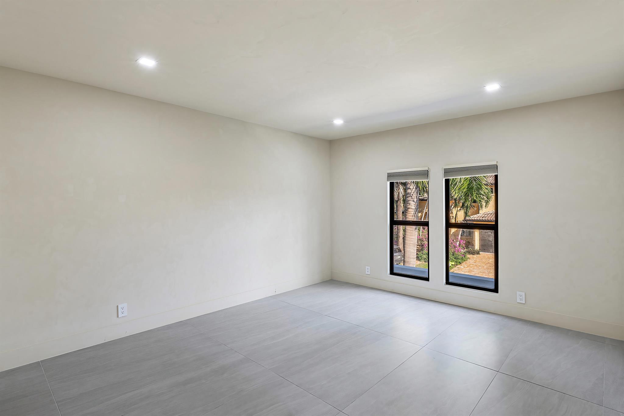 CORAL ISLES / LAS OLAS IS - Residential