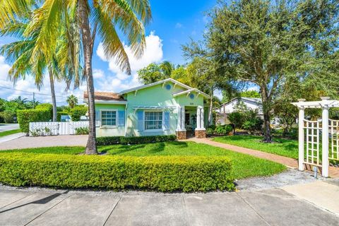 Tiny photo for 520 NE 3RD Avenue, Delray Beach, FL 33444 (MLS # B26053667)