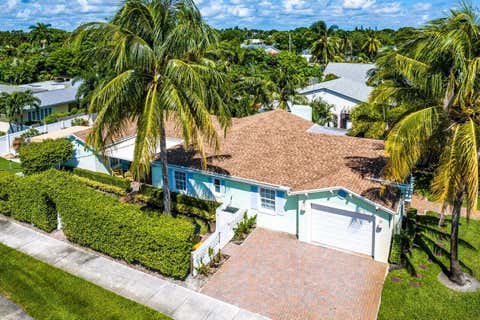 Tiny photo for 520 NE 3RD Avenue, Delray Beach, FL 33444 (MLS # B26053667)
