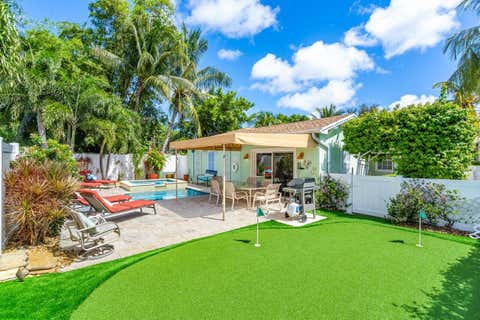 Tiny photo for 520 NE 3RD Avenue, Delray Beach, FL 33444 (MLS # B26053667)