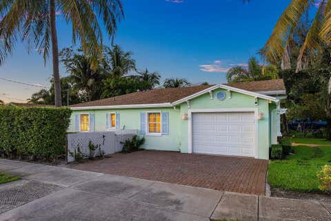 Tiny photo for 520 NE 3RD Avenue, Delray Beach, FL 33444 (MLS # B26053667)