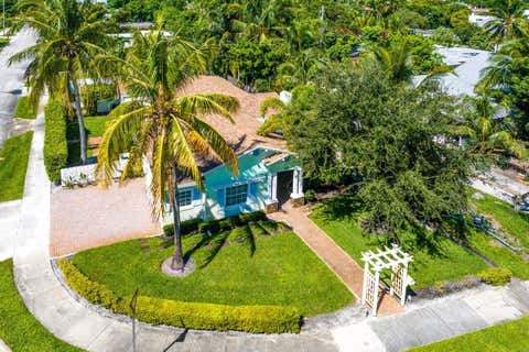 Tiny photo for 520 NE 3RD Avenue, Delray Beach, FL 33444 (MLS # B26053667)