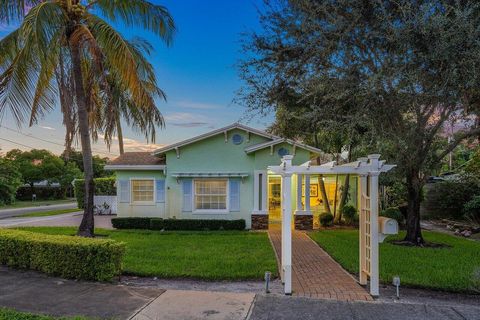 Tiny photo for 520 NE 3RD Avenue, Delray Beach, FL 33444 (MLS # B26053667)