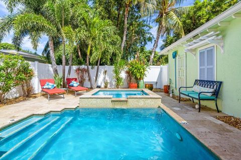 Tiny photo for 520 NE 3RD Avenue, Delray Beach, FL 33444 (MLS # B26053667)