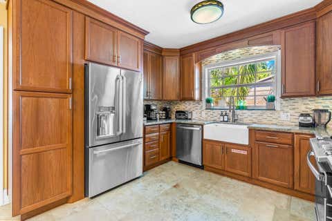 Tiny photo for 520 NE 3RD Avenue, Delray Beach, FL 33444 (MLS # B26053667)