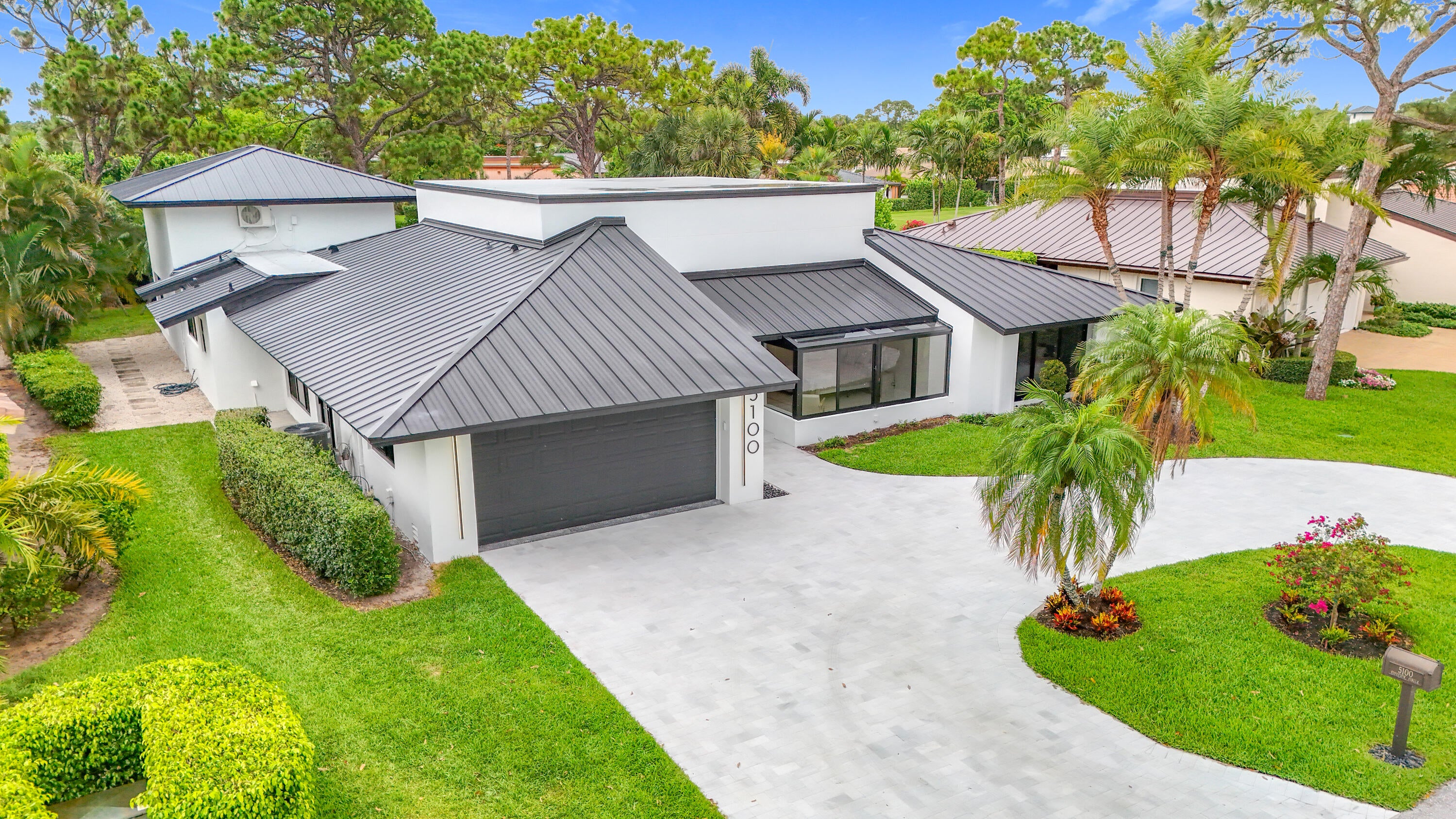 5100 Pineview Circle