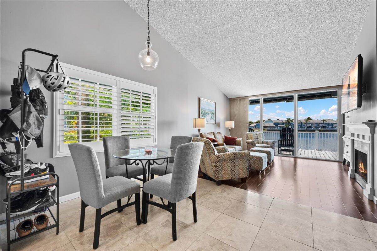 VILLAS OF OCEAN DUNES - Residential Lease