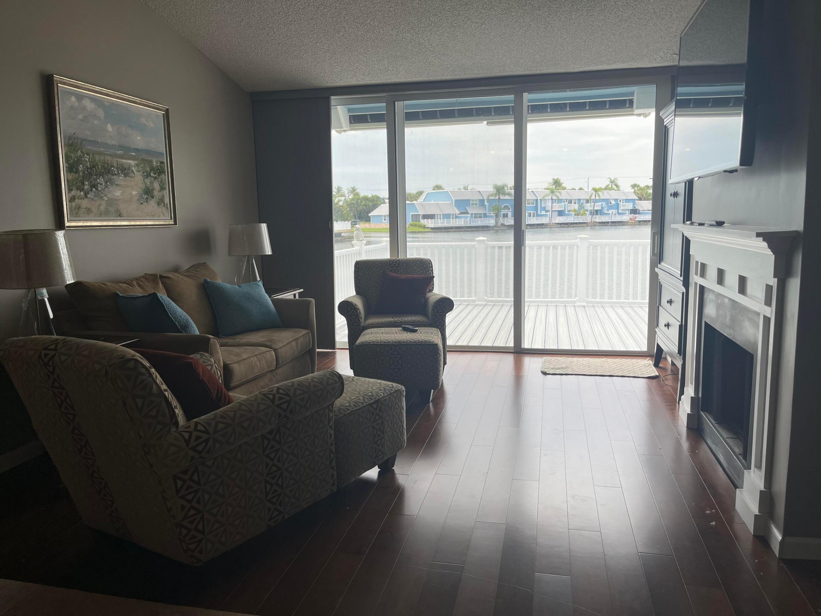 VILLAS OF OCEAN DUNES - Residential Lease