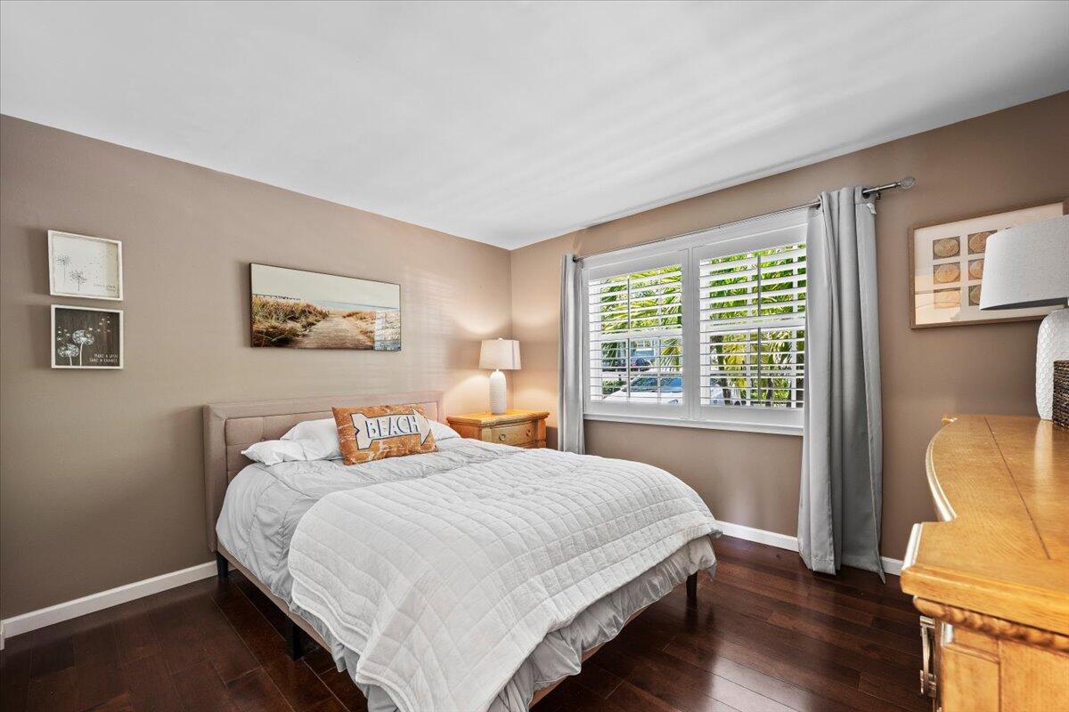 VILLAS OF OCEAN DUNES - Residential Lease