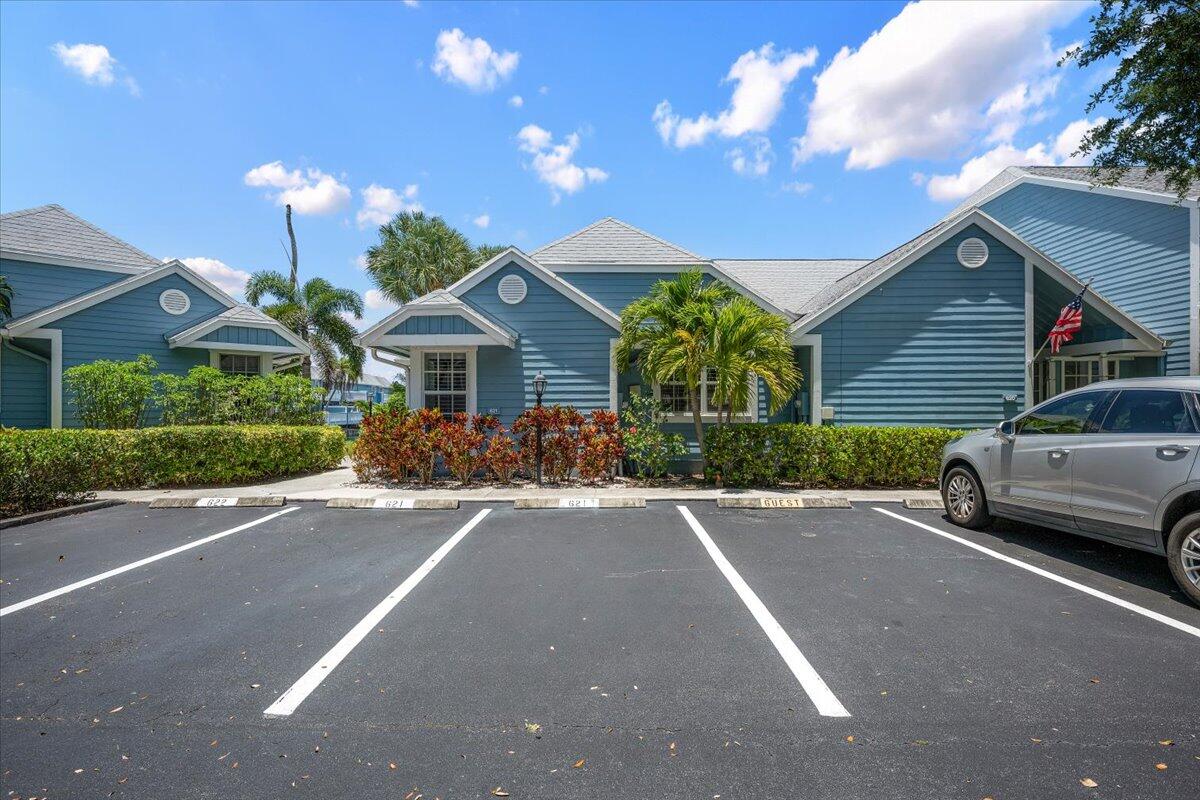 VILLAS OF OCEAN DUNES - Residential Lease