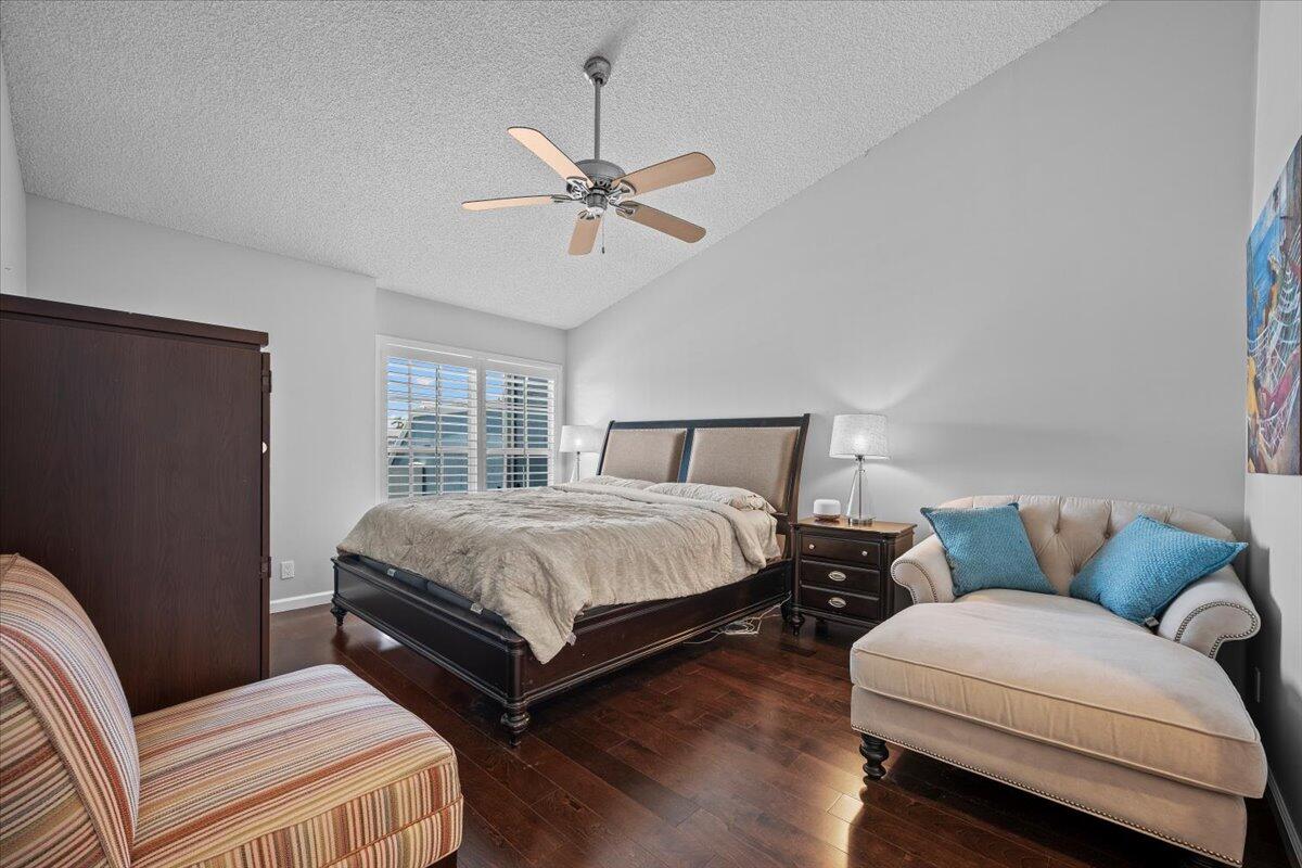 VILLAS OF OCEAN DUNES - Residential Lease