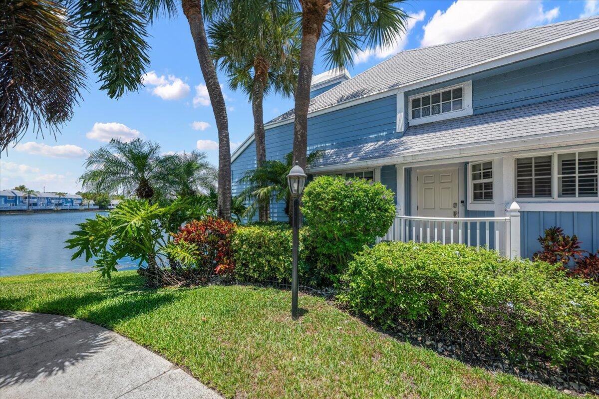 VILLAS OF OCEAN DUNES - Residential Lease