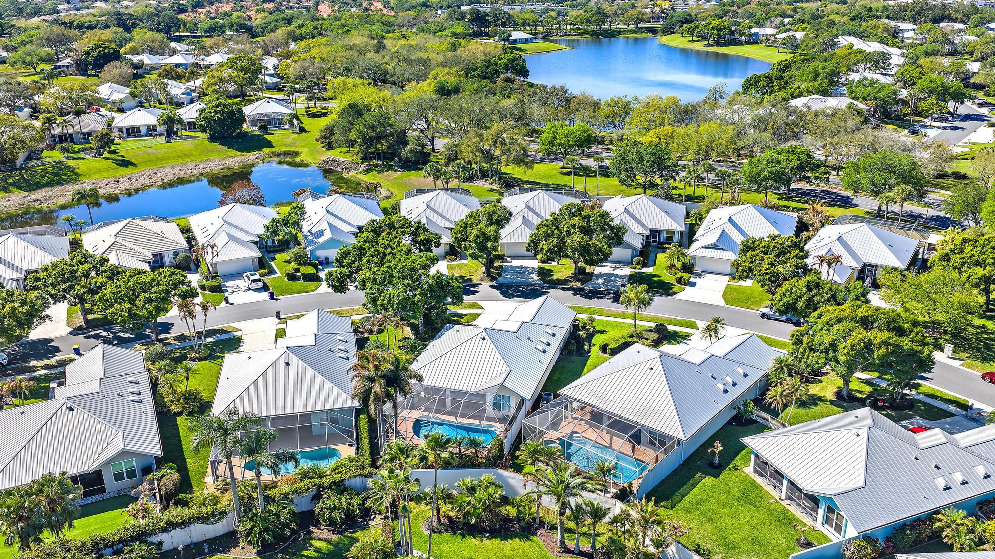 THE MEADOWS AT MARTIN DOWNS - Residential