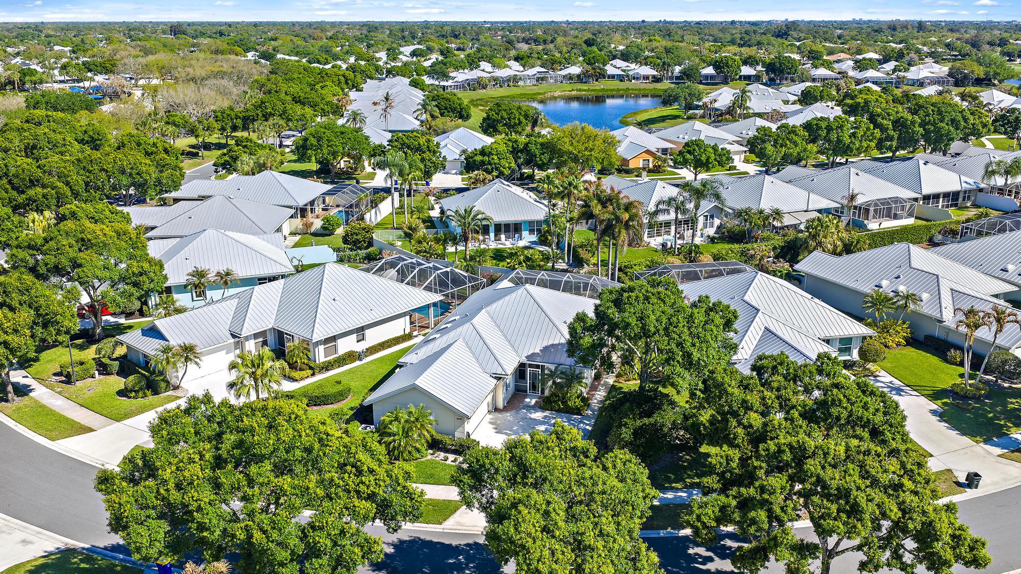 THE MEADOWS AT MARTIN DOWNS - Residential