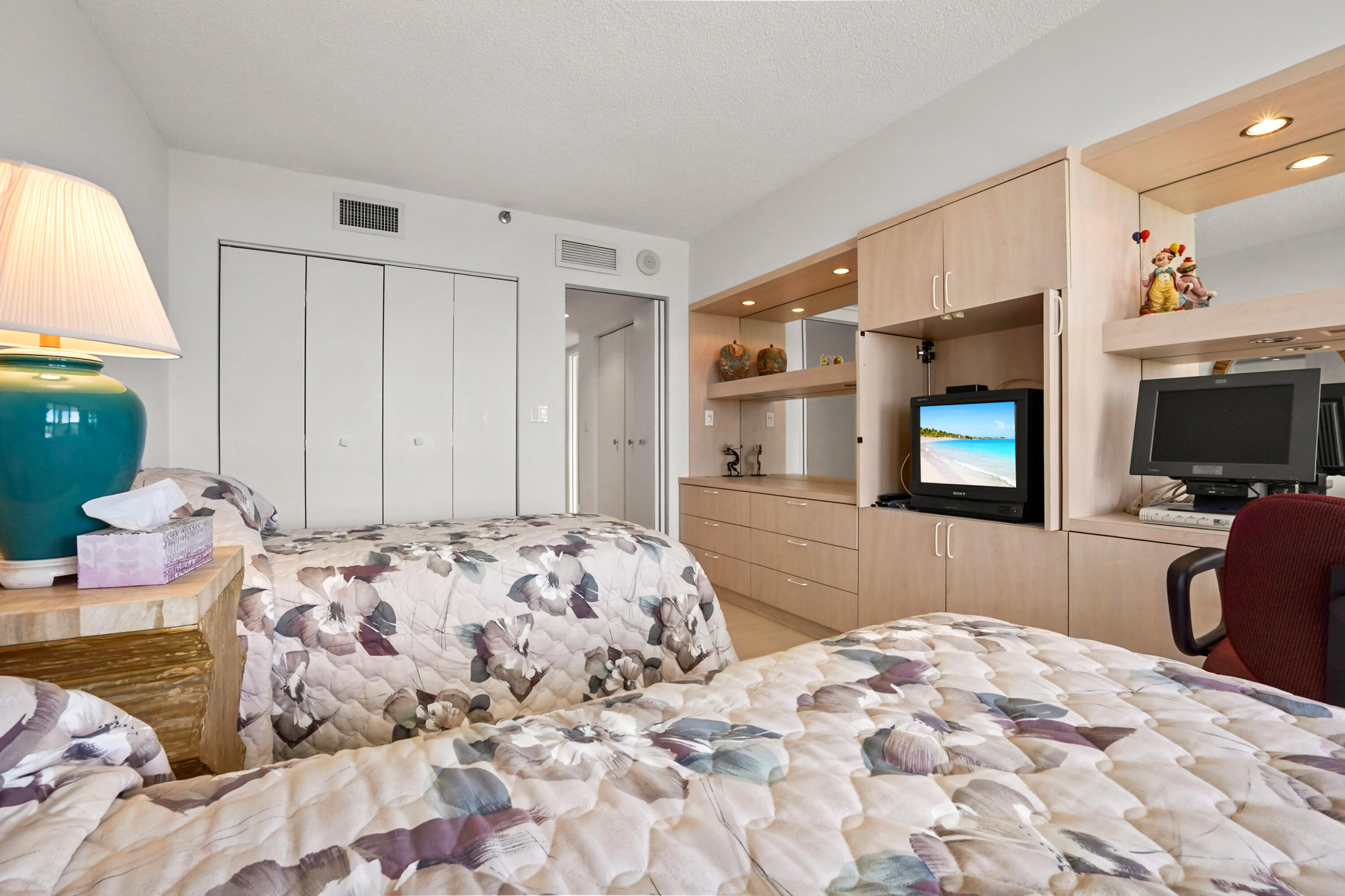 LANDS OF THE PRESIDENTS - Residential