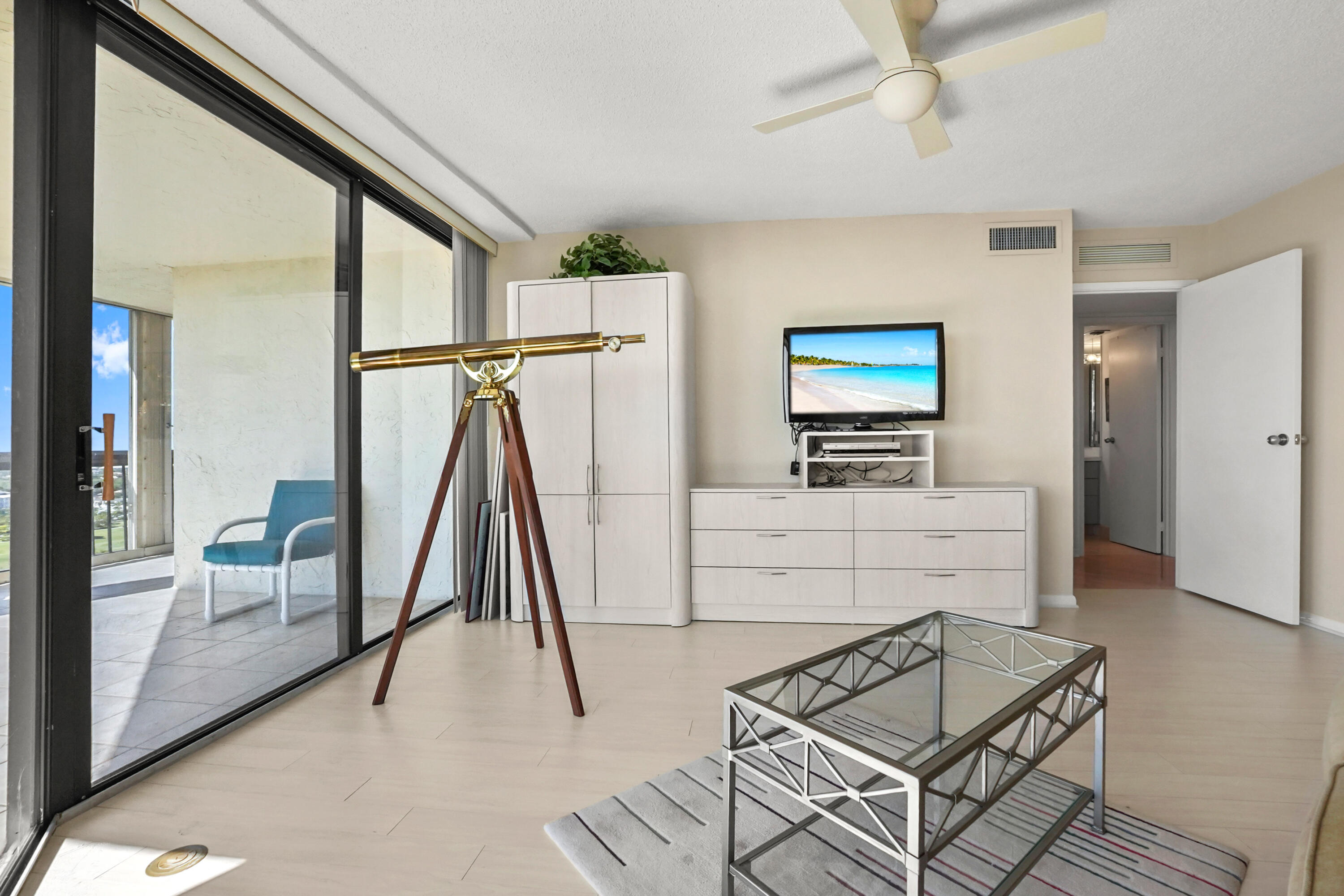 LANDS OF THE PRESIDENTS - Residential