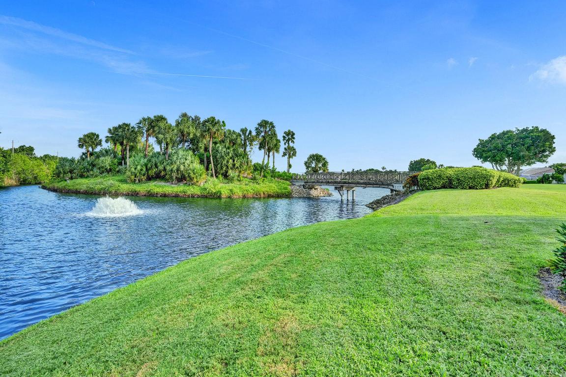 CAYMAN ISLE - Residential Lease