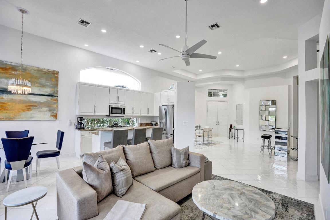 CAYMAN ISLE - Residential Lease