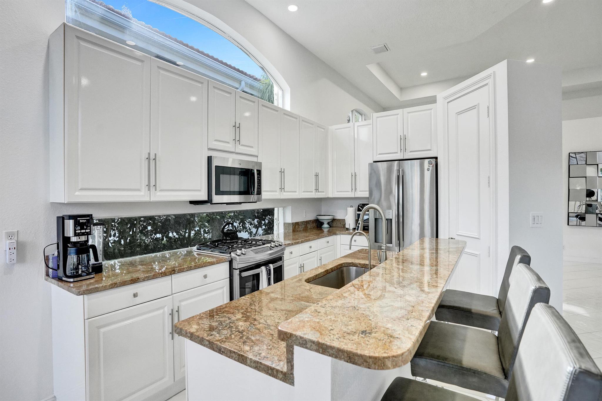 CAYMAN ISLE - Residential Lease