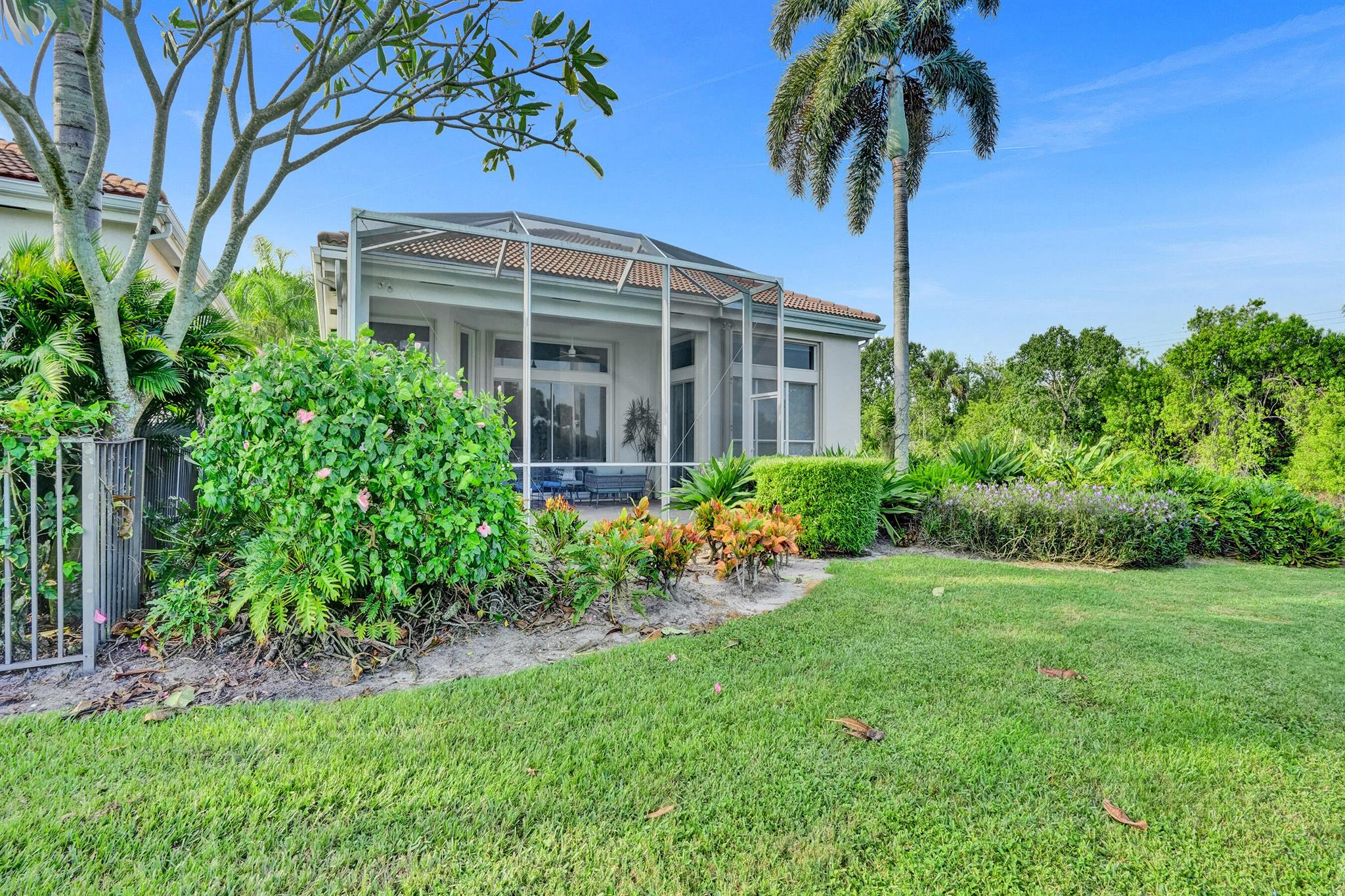 CAYMAN ISLE - Residential Lease