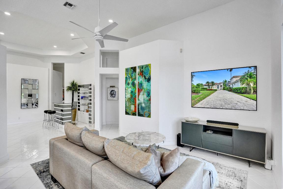 CAYMAN ISLE - Residential Lease